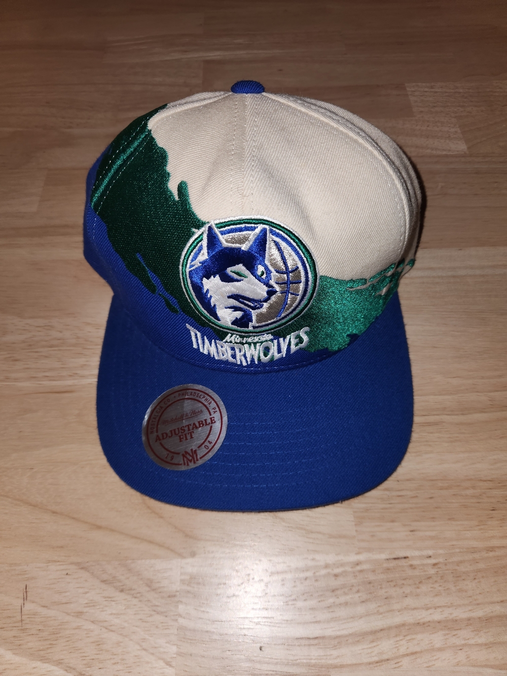 Minnesota Timberwolves Mitchell and Ness Paintbrush Embroidered Snapback Rare